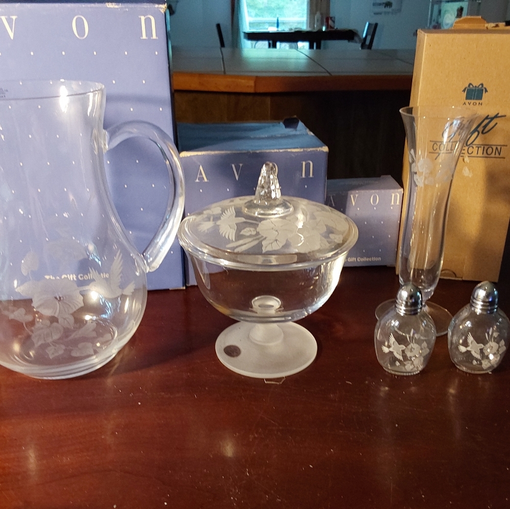 Avon Hummingbird Crystal Collection